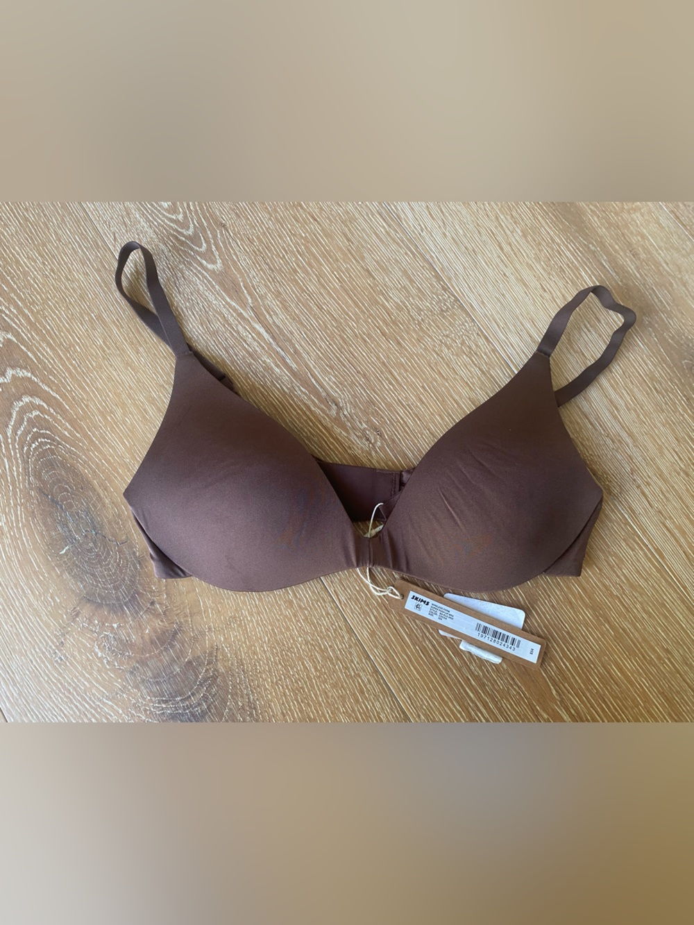 NWT SKIMS Wireless Form Super Push-up Bra